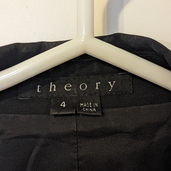 Classic Theory All season wool suit - Picture 2 of 6